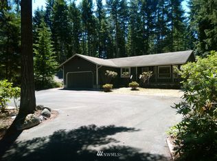 1530 E Saint Andrews Dr, Shelton, WA