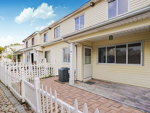 3rd image of 38 Greentree Ln #A