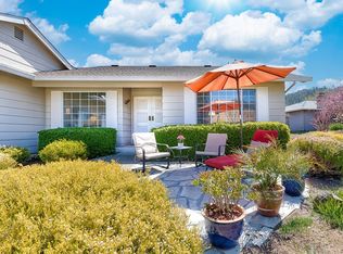 493 Oak Vista Ct, Santa Rosa, CA 95409