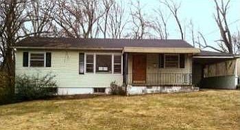 2nd image of 3121 Selma Ave