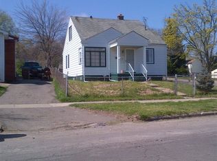30 Earlmoor Blvd, Pontiac, MI