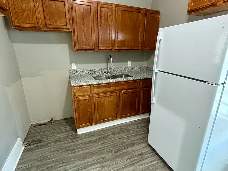 1214 Dresden Ave — Photo 7