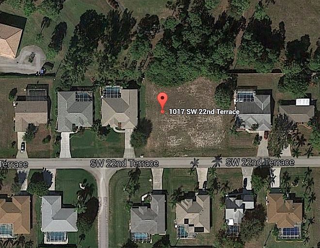 1st image of 1017 SW 22nd Ter
