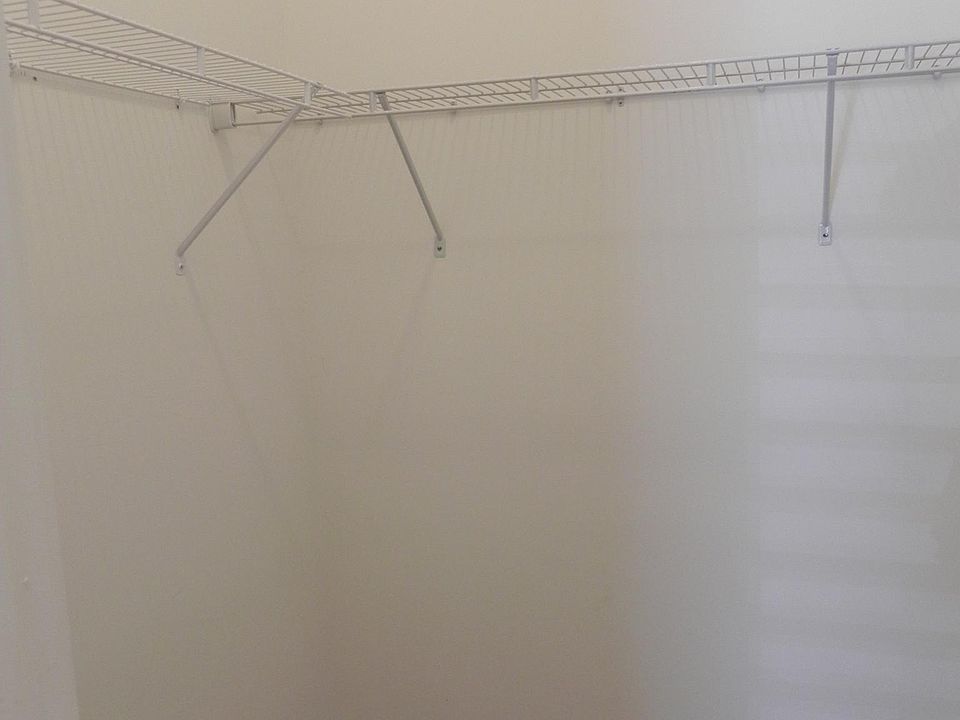 2nd image of 912 Ellis St #205