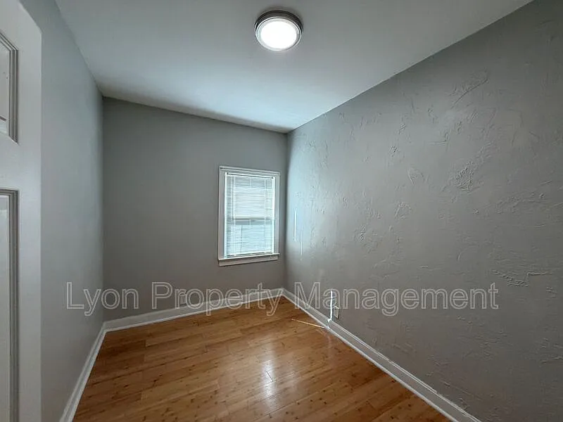 1 bed, 1.0 bath, $1,600 — Photo 3