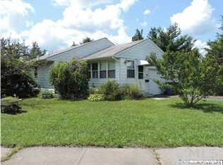 12 Petunia Way, Toms River, NJ