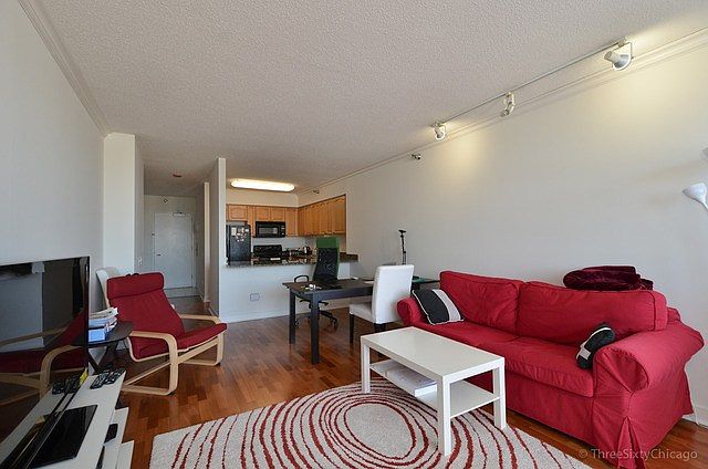 1st image of 512 N McClurg Ct APT 5011