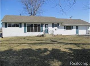 2917 Strasburg Rd, Monroe, MI 48161