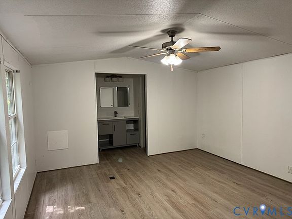 4th image of 27413 Flank Rd
