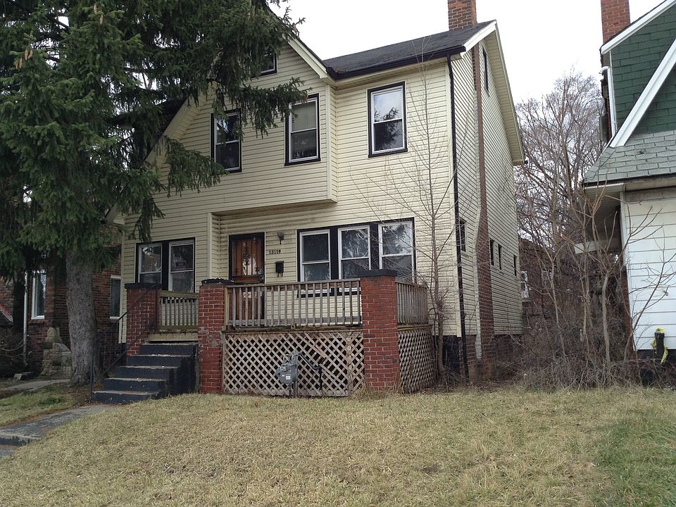 2nd image of 13159 Manor St