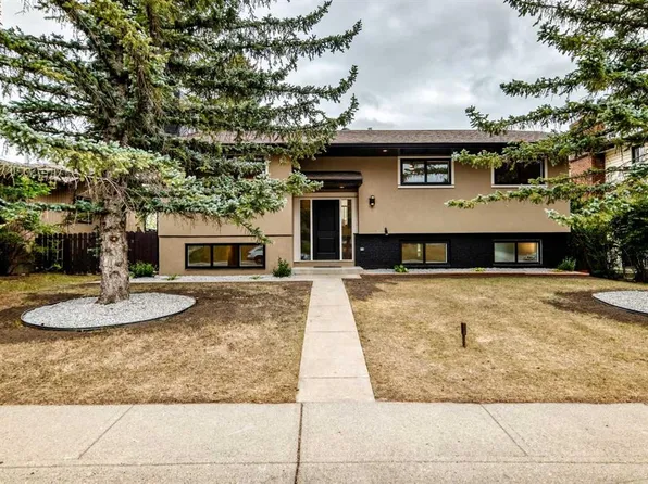 307 Silverthorn Way NW, Calgary, AB T3B 4E8