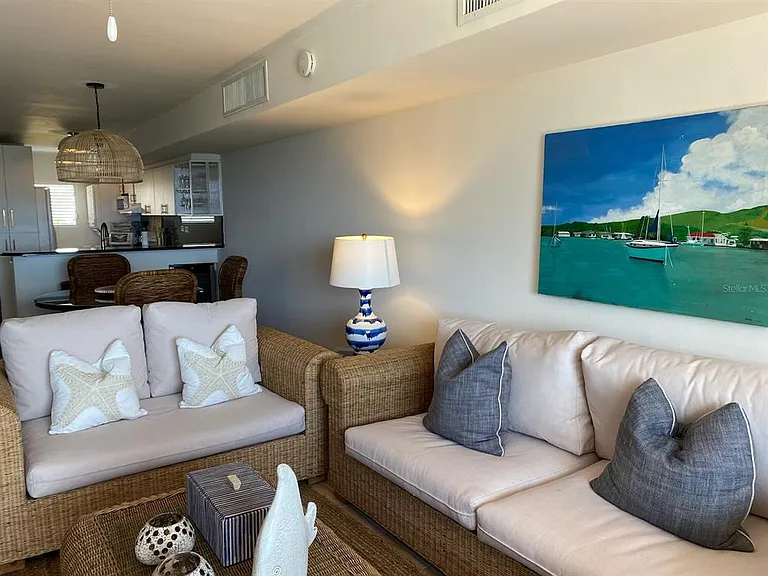 OCEAN VILLAS 6 — Photo 11