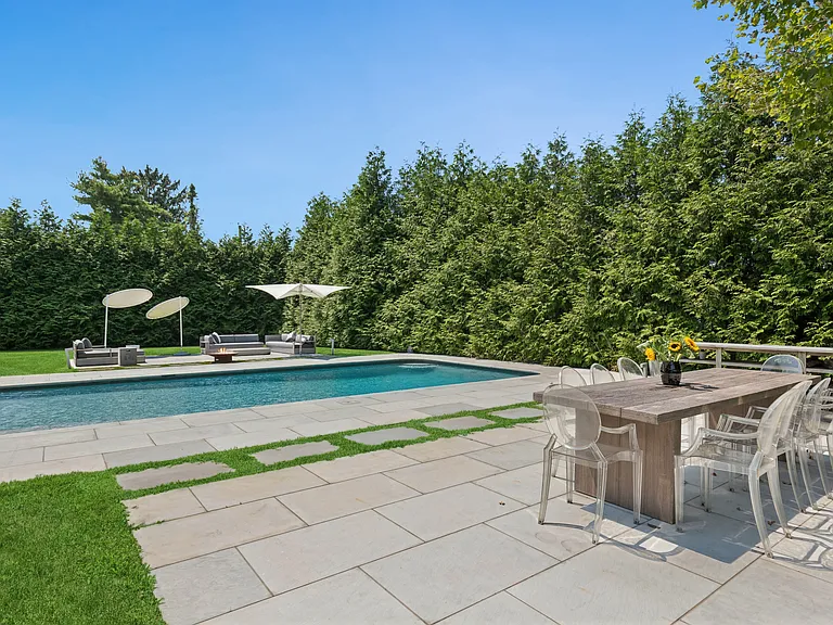 2 Pleasant Ave — Photo 38