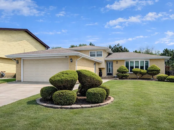 1306 W Byron Ave, Addison, IL 60101