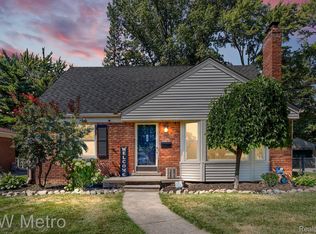 1108 W Twelve Mile Rd, Royal Oak, MI 48073