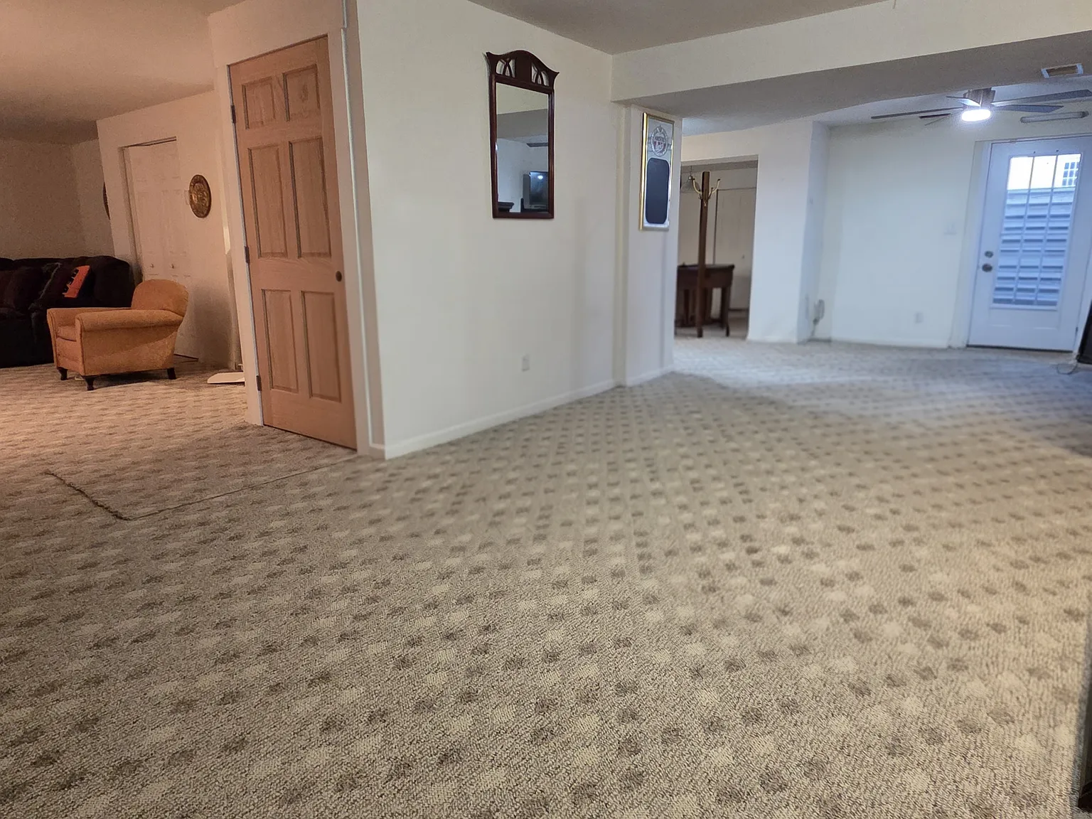 2 bed, 1400 sqft, $2,000 — Photo 2