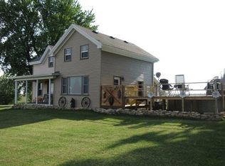 N2207 Hwy 22, Poynette, WI 53955