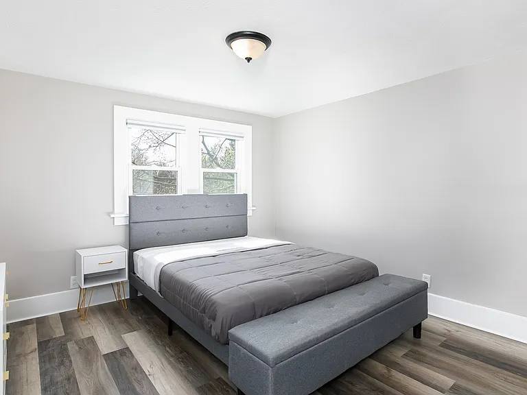1250 Portage Ave #3 — Photo 20
