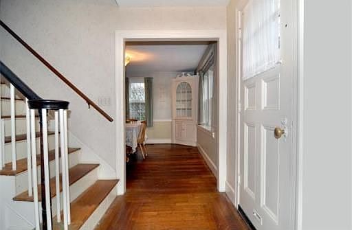 4th image of 11 Huntington Dr