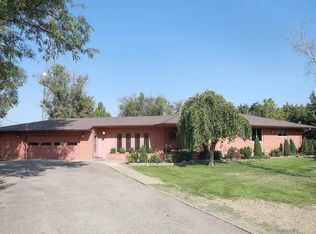 1310 N Highway 83, Mccook, NE 69001