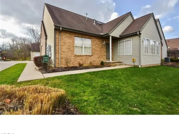 1527 Cambridge Ave SW, North Canton, OH 44709