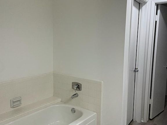 3rd image of 8702 Heatherly Dr