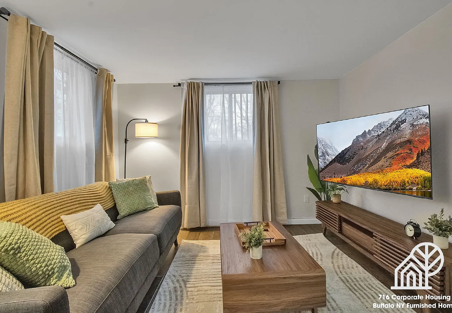 1540 Abbott Rd — Photo 1