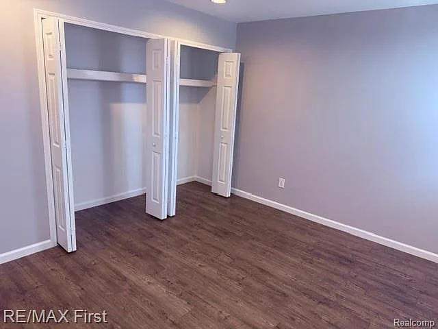 15012 Congress Dr — Photo 24