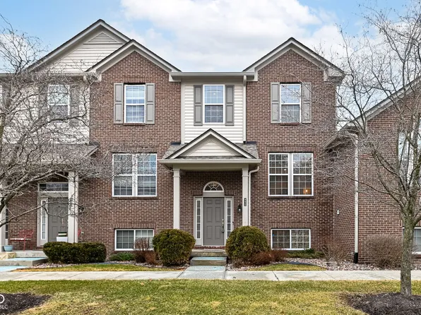 8434 Clayhurst Dr, Indianapolis, IN 46278