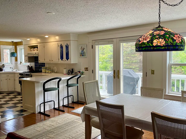 30 Snows Ln — Photo 9