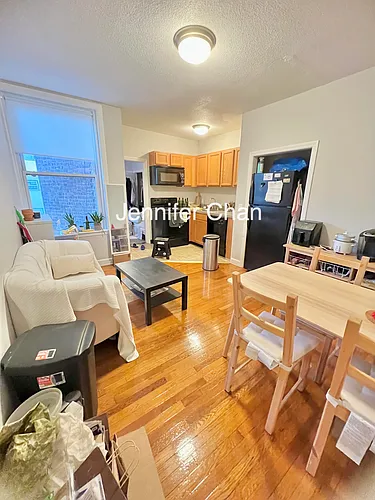 1134 Commonwealth Ave Photo 1