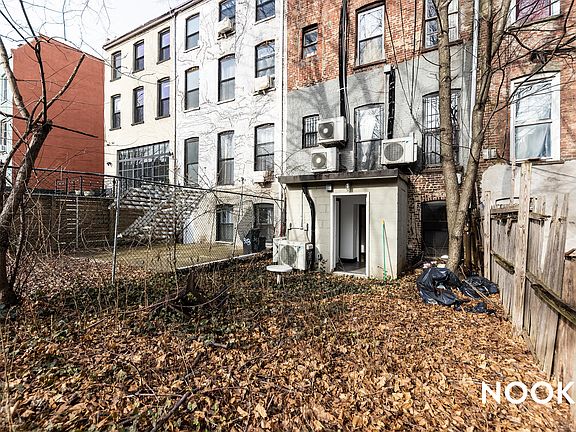 2nd image of 298 Gates Ave APT 1R