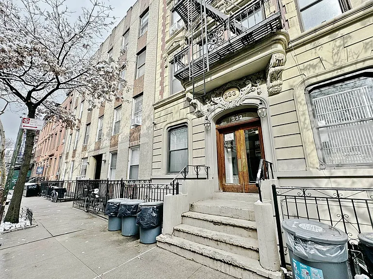 333 W 19th St #1F — Photo 7