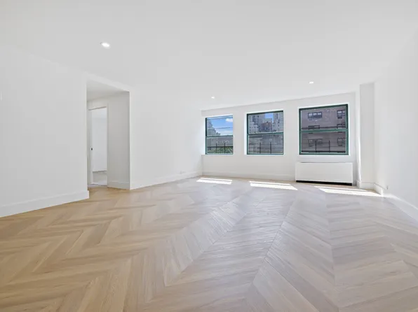 600 Columbus Avenue image 1 of 17