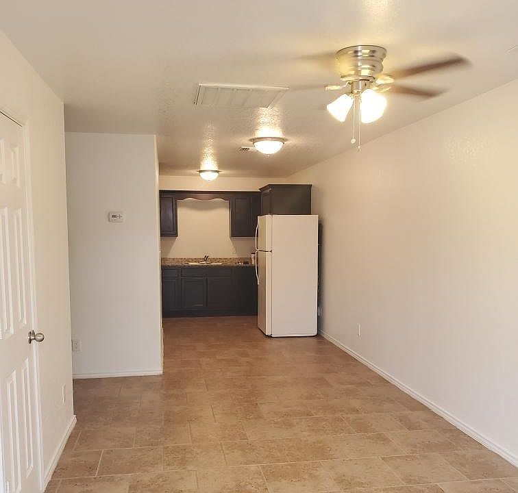 1st image of 11114 Baywood St