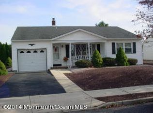 6 Jericho Rd, Toms River, NJ 08757