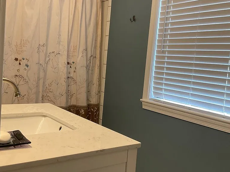 1541 Woodhaven Dr — Photo 23