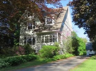 60 Orchard St, Greenfield, MA 01301