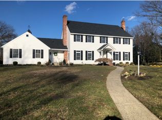 729 Paddock Path, Moorestown, NJ 08057