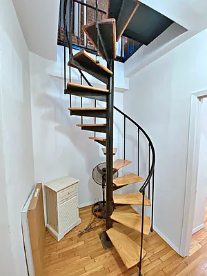 Rented by Douglas Elliman | media 16