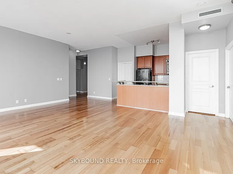 220 Burnhamthorpe Rd W #3202 — Photo 11
