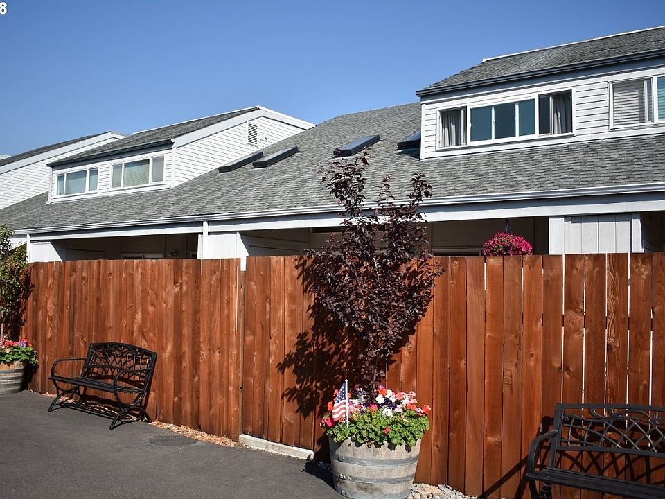 1st image of 405 NE 85th St Unit N