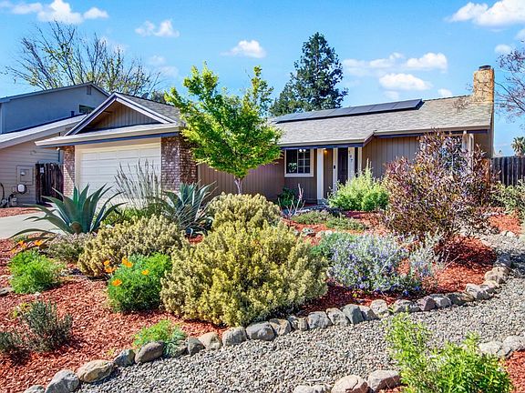 4th image of 597 Tipperary Drive