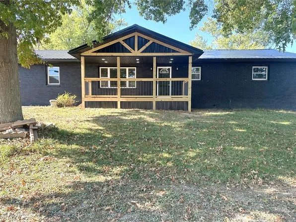 3308 6th Ave, Parkersburg, WV 26101