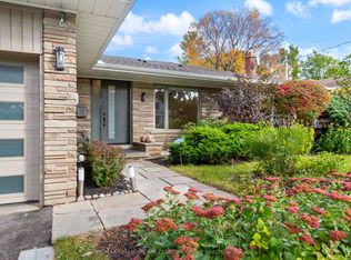 195 Burbank Dr, Toronto, ON M2K 1P5