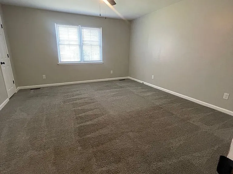 4715 Cutter Mill Rd — Photo 8