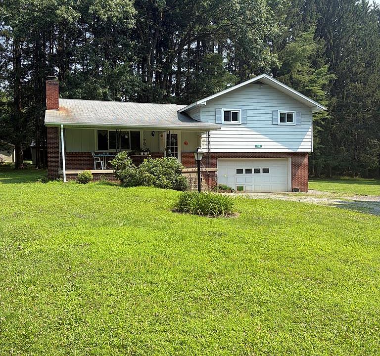 1st image of 126 Acorn Ln
