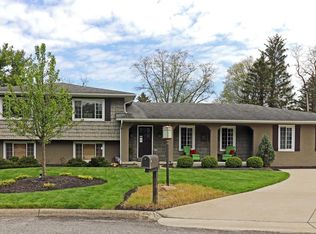 842 Skylark Ln, Columbus, OH 43235