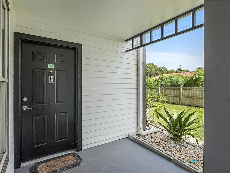2204 Key West Ct #518 — Photo 2