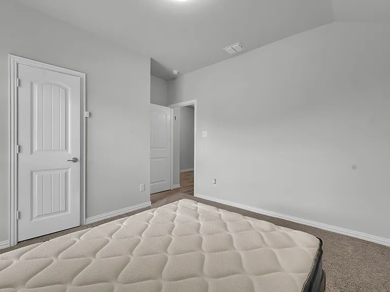 5165 Glen Eden Dr — Photo 12